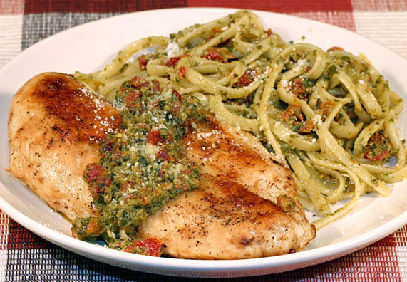 Pesto Chicken Linguine with Sun-Dried Tomatoes