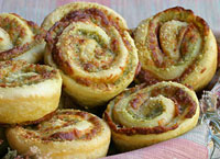 Pesto Pepperoni Cheese Pinwheels