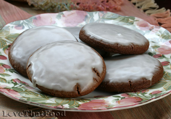 Iced Molasses Ginger Creams